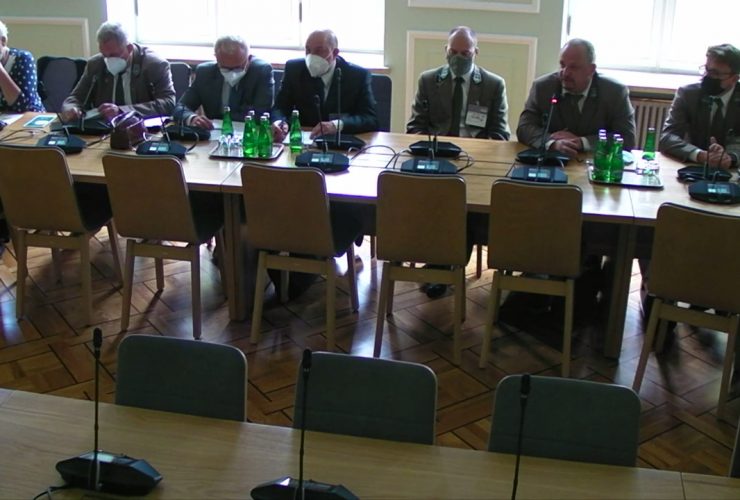 01.10.2021 Prof. Bogumiła Jędrzejewska z IBS PAN uczestniczyła w spotkaniu w Sejmie RP dotyczącym planu zarządzania Obiektem Światowego Dziedzictwa Przyrodniczego UNESCO „Puszcza Białowieska”